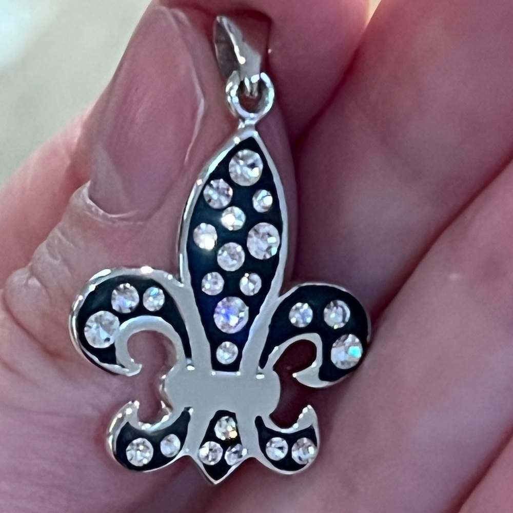 925 Fleur de lis Rhinestone Pendant
